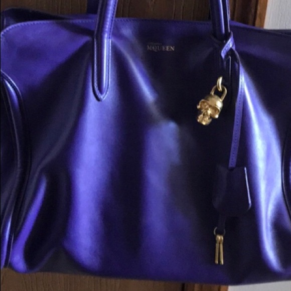 Alexander McQueen Handbags - 🎉End of year - final price! Alexander McQueen Bag